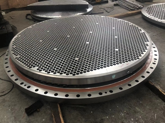 ASTM B432 Piastra tubiera per scambiatore di calore Gr16 Rivestimento in lamiera di acciaio al titanio